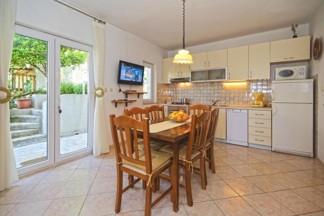 Apartment Stefani Хвар Екстериор снимка