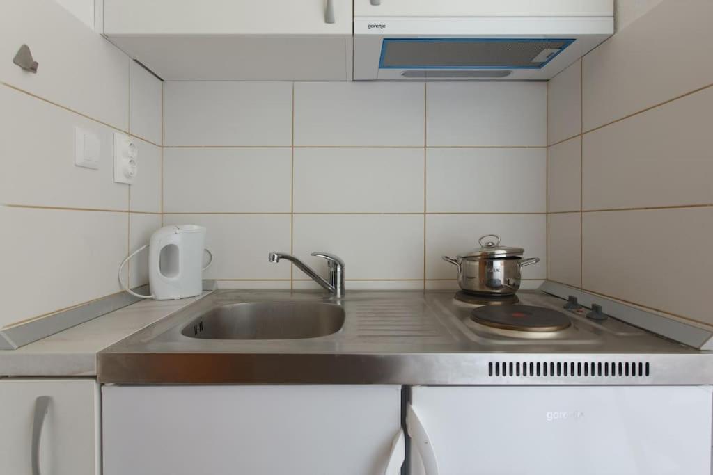 Apartment Stefani Хвар Стая снимка