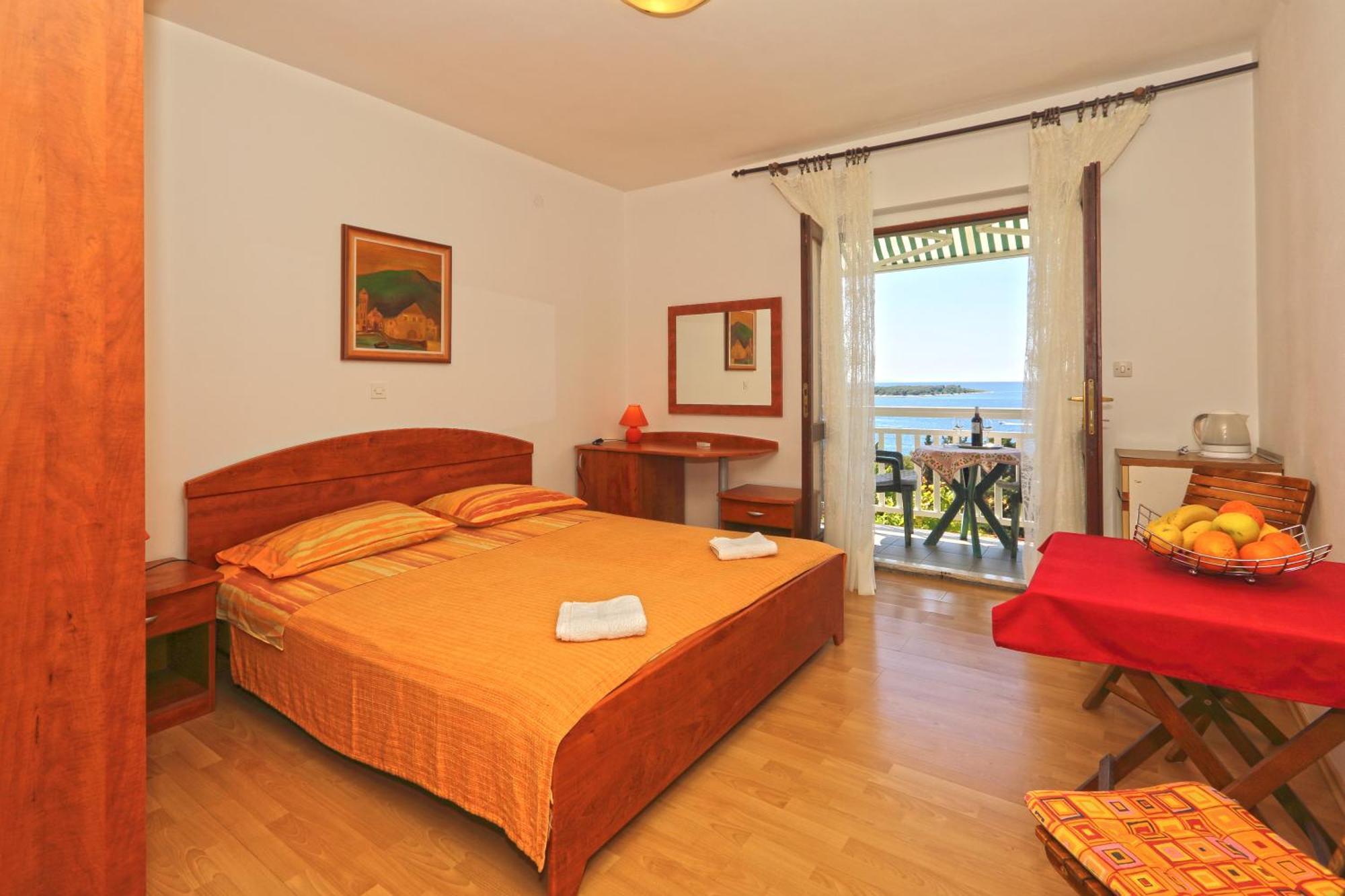 Apartment Stefani Хвар Стая снимка